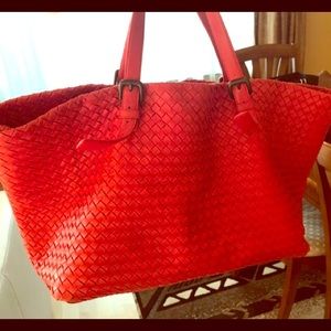 Bottaga Veneta Large hobo bag.